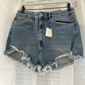 New ZARA HIGH RISE DENIM SHORTS SIZE 14